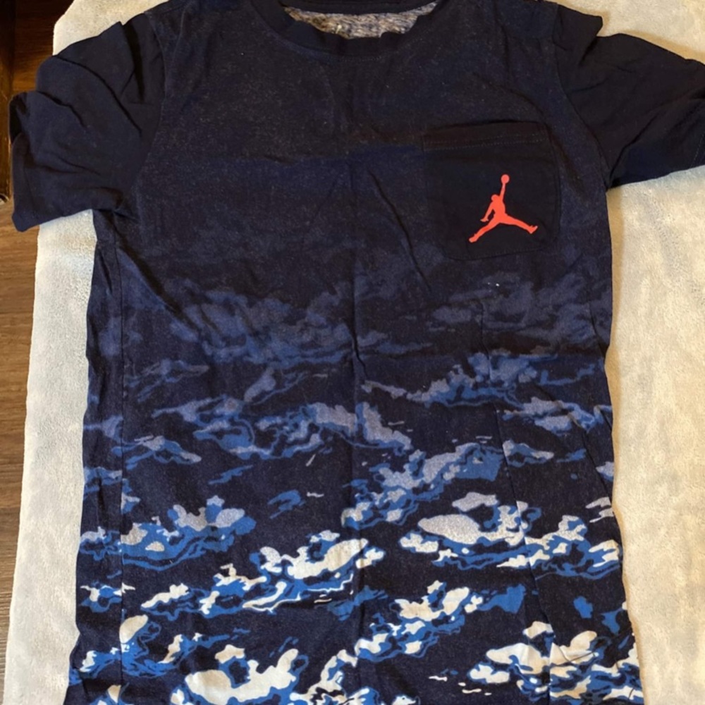 3 shirts, 3 shorts